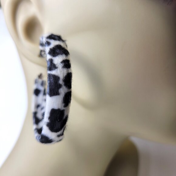 Leopard Print Earrings Animal Print Fuzzy Earrings - Picture 2 of 6